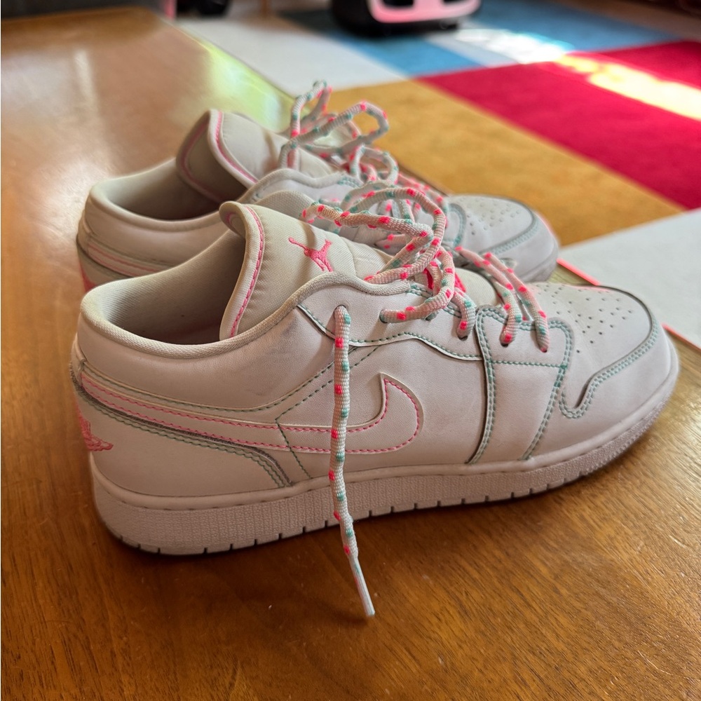 Jordan 1 Low White Green Pink (GS)